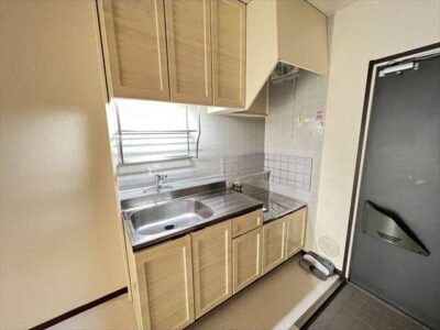 1DK / Honancho / Nakano / NO Key$ / FREE Internet (F94)