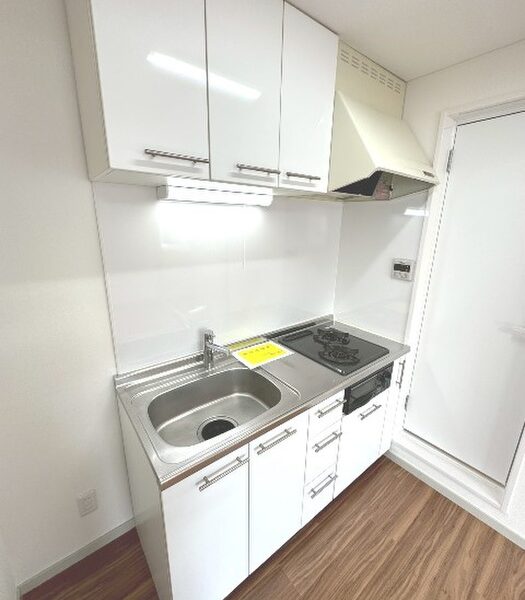1LDK28 / Honancho5 / NOKey$ / Loft W89