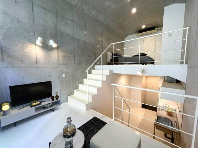 1DK30 / Tsurumi2 / NOKey$ / Maisonette R08