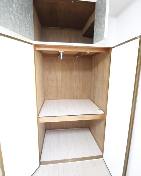 1DK23 / KamiKitazawa2 / NOKey$ / Closet F85