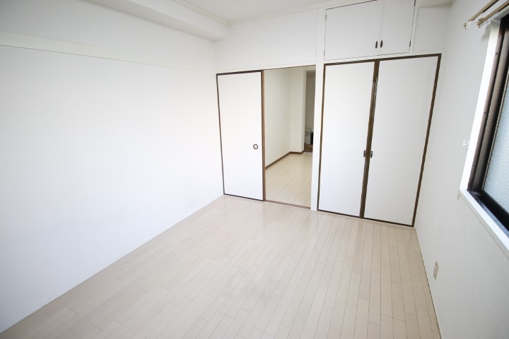 1DK23 / KamiKitazawa2 / NOKey$ / Closet F85