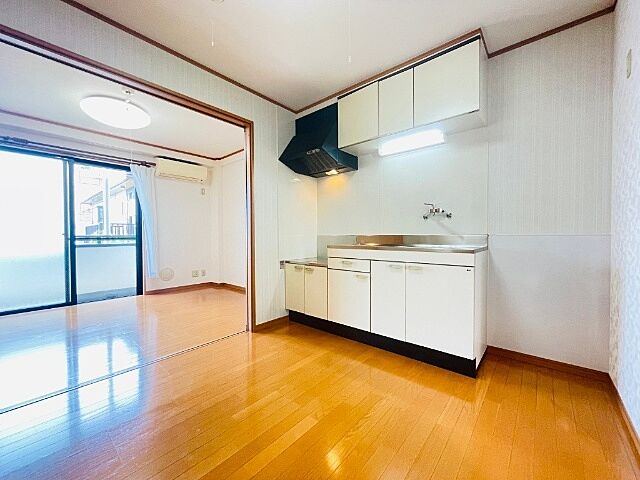 1DK31 / Omorimachi6 / NOKey$ / Separate BT F01