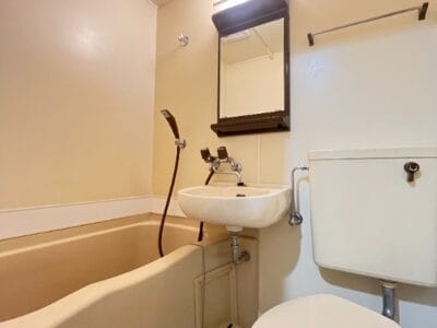 2K Corner Room Apt in Kugayama W88 002