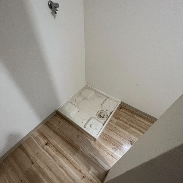 2K Corner Room Apt in Kugayama W88 002