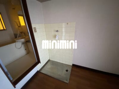 1DK Apt with Separate BT in Shinozaki F76 001
