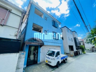 1K Apt on Top Floor in FutakoShinchi F92