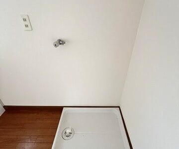 1DK Corner Room Apt with NO Agency in Nishigahara R70 010
