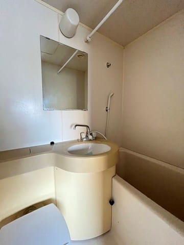 1DK Corner Room Apt with NO Agency in Nishigahara R70 010