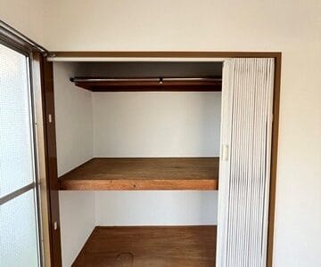 1DK Corner Room Apt with NO Agency in Nishigahara R70 010