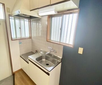 1K Loft Apt on Top Floor in Mizonokuchi W86