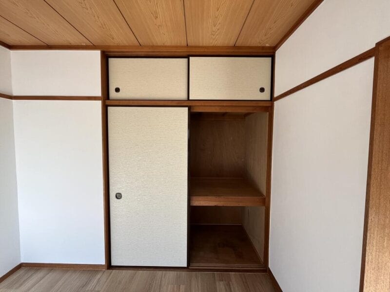 1DK Pet OK Apt on Top Floor in Akabane W82 100