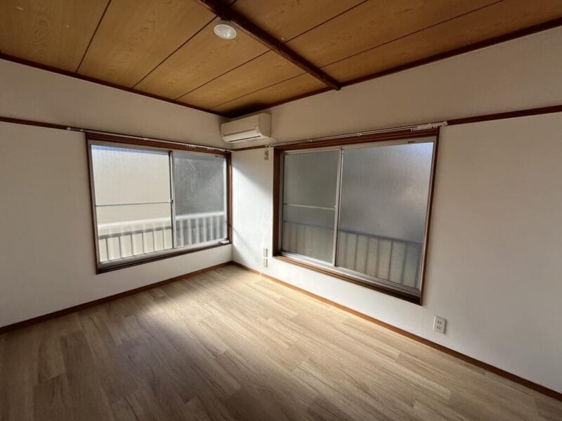 1DK Pet OK Apt on Top Floor in Akabane W82 100