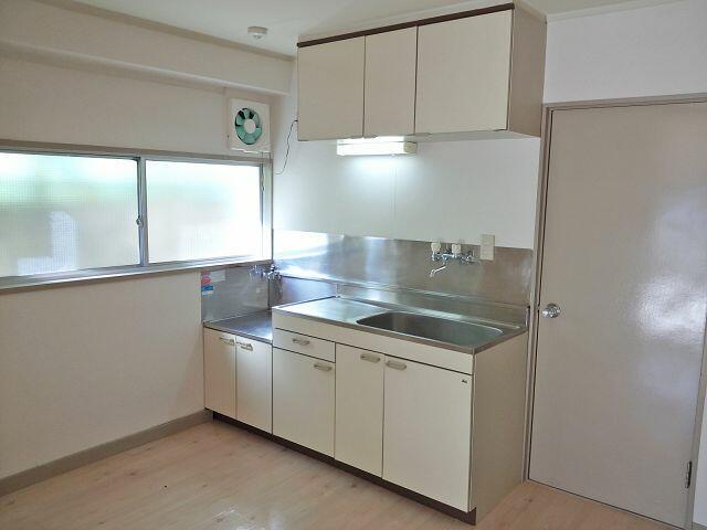 1DK Apt Close to Station in MusashiSakai R71 101