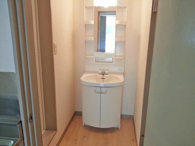 1DK Apt Close to Station in MusashiSakai R71 101