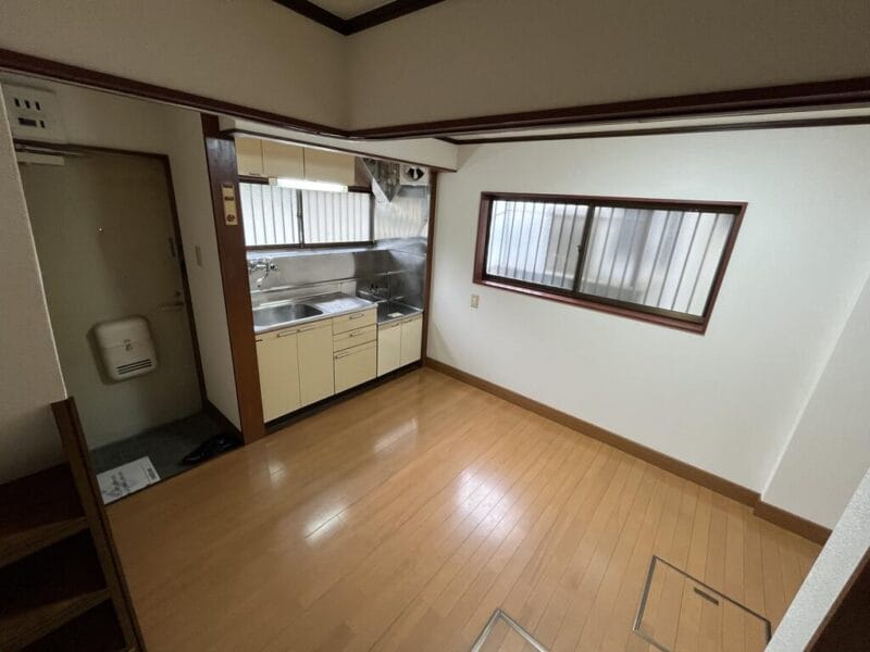 ✖1DK Apt Close to Station in FUJIMIGAOKA W70 101