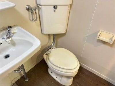 1K Corner Room Apt in NakanoSakaue W79 101