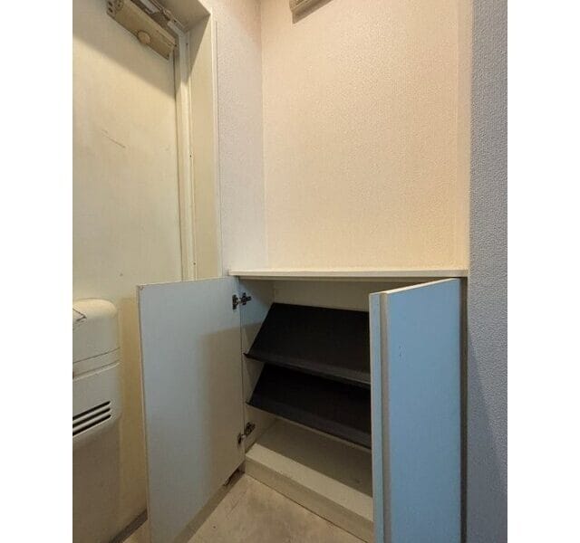 1DK Corner Room Apt in MusashiNakahara R89 001