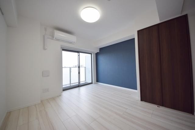 ★1K Apt with Separate BT in Machiya R17