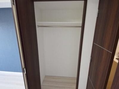 ★1K Apt with Separate BT in Machiya R17