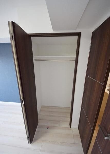 ★1K Apt with Separate BT in Machiya R17