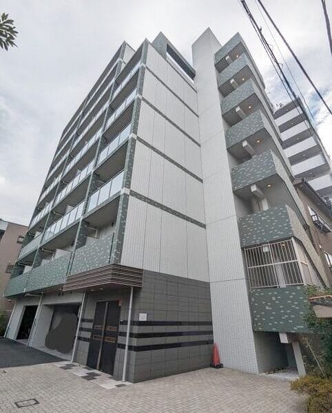 ★1K Apt with Separate BT in Machiya R17