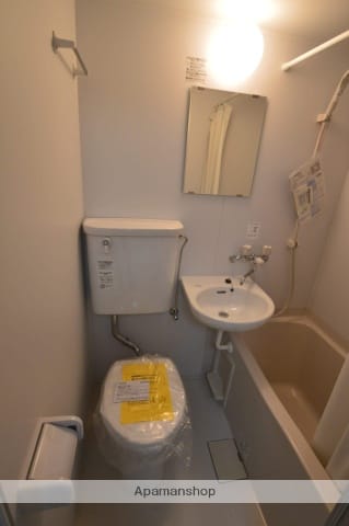 1DK Corner Room Apt with NO Key$ in Jujo W60 005