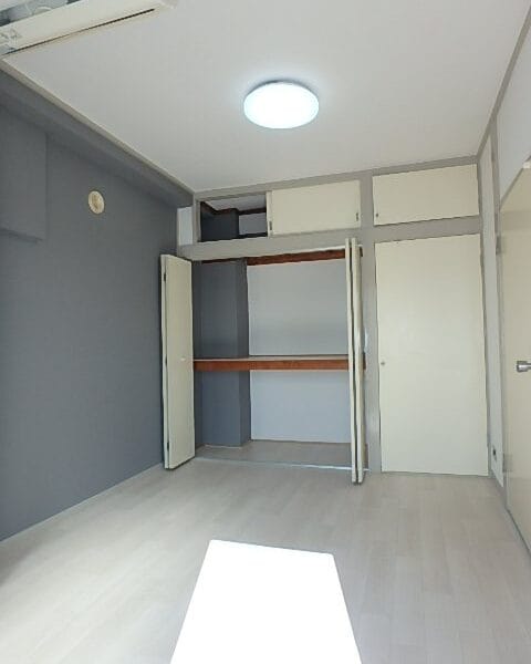 1DK Apt Close to Station in Todoroki R74 000