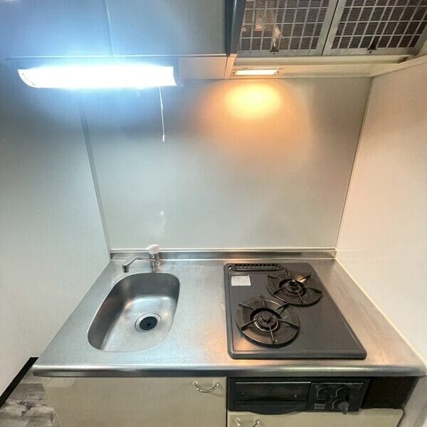 1K Apt with Separate BT in Hatsudai R04