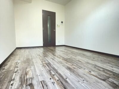 1K Apt with Separate BT in Hatsudai R04