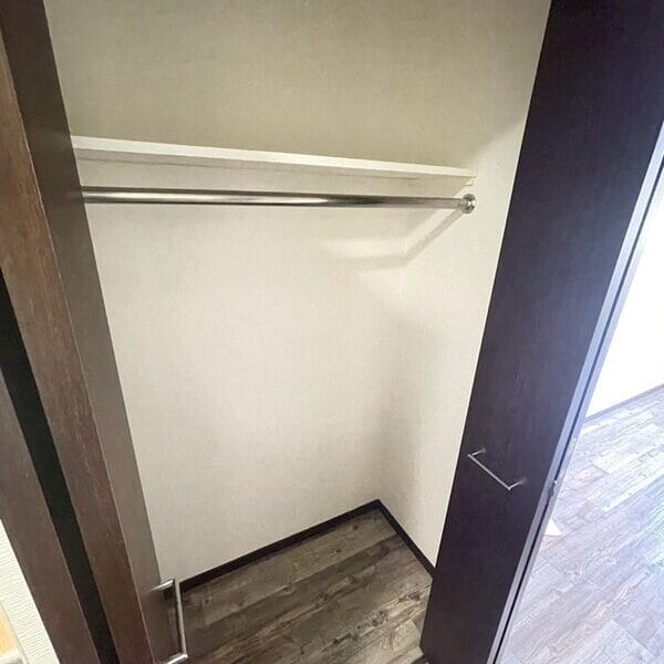 1K Apt with Separate BT in Hatsudai R04