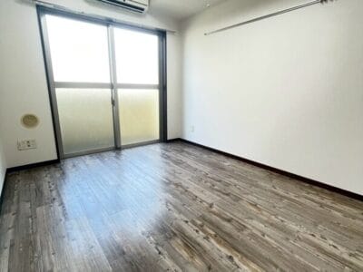 1K Apt with Separate BT in Hatsudai R04