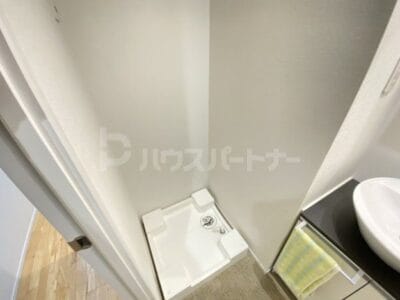 2LDK Corner Room Apt on Top Floor in OjiKamiya W18