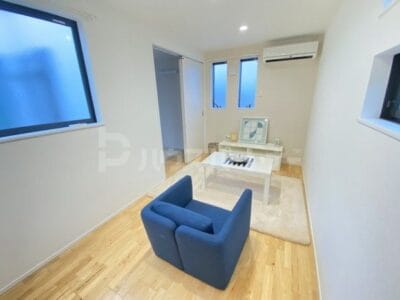 2LDK Corner Room Apt on Top Floor in OjiKamiya W18