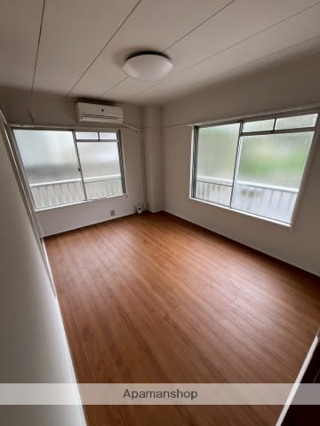 1DK Corner Room Apt with Gas Stove in Shimo F83 000