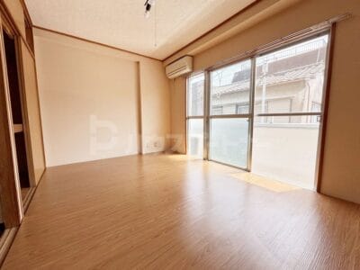 1DK Apt with Separate BT in Kameari F87 000