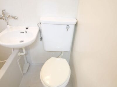 1DK Apt on Top Floor in ShinKoiwa W70 101