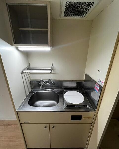 1R Apt with IH Stove in ShinKoiwa R87 000