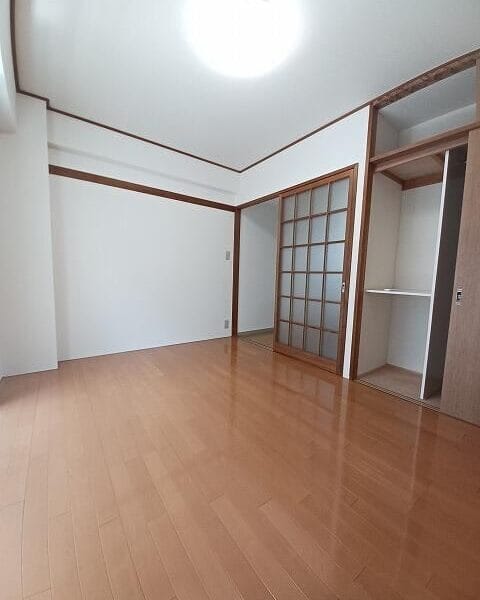 1DK APT on Top Floor in TogoshiGinza R85 101