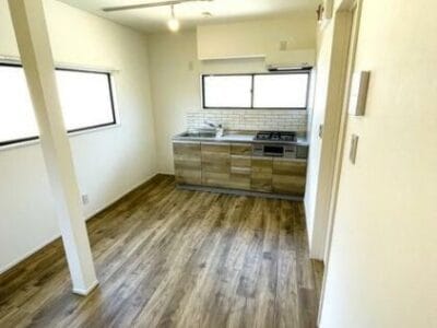 ★1LDK Renovated Apt with Separate BT in Numabukuro W75