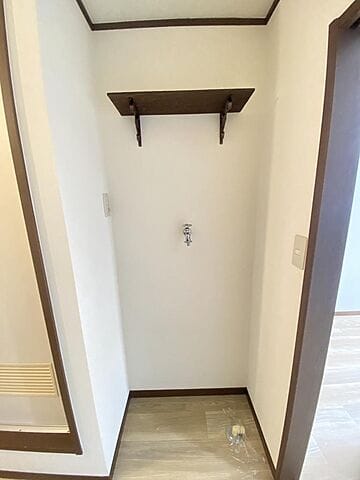 1K Corner Room Apt with Gas Stove in Ishikawadai F90