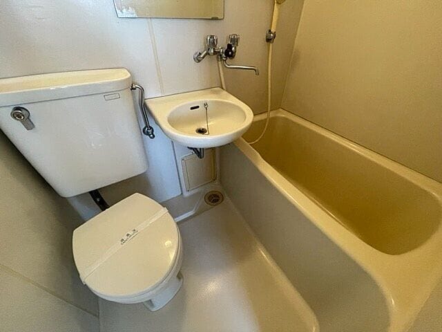 1LDK Corner Room Apt in ShinKoiwa R87 101