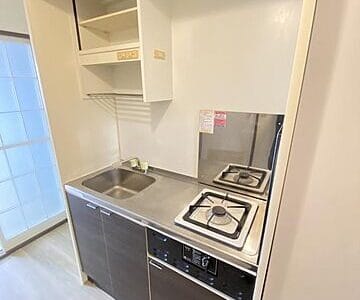 1K Corner Room Apt with Gas Stove in Ishikawadai F90