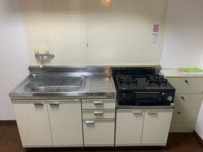 1DK Top Floor Apt with Separate BT in YukigayaOtsuka W90 100