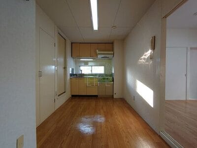 1DK Apt with Motorcycle Parking in Akebonobashi S72 101