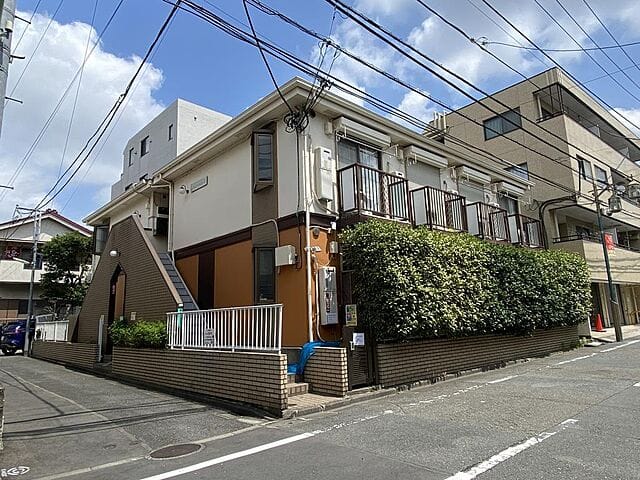 1K Corner Room Apt with Gas Stove in Ishikawadai F90