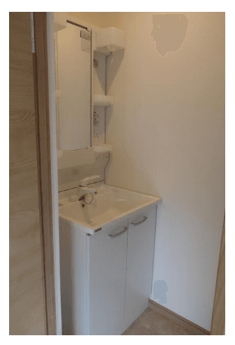 1DK Loft Apt on Top Floor in Omorimachi W72 005