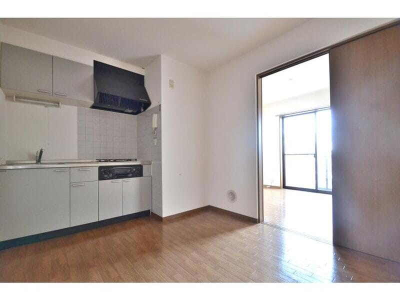 1DK Apt on Top Floor in Hiyoshi W01 055