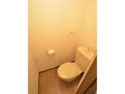 1DK Apt on Top Floor in Hiyoshi W01 055