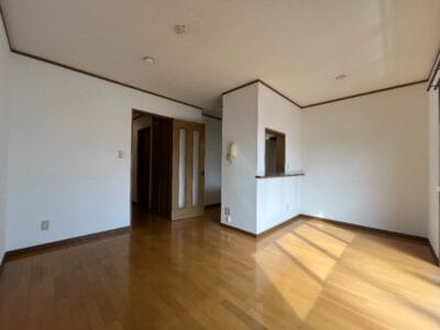 〇1LDK Apt on Top Floor in KishineKoen W03 105