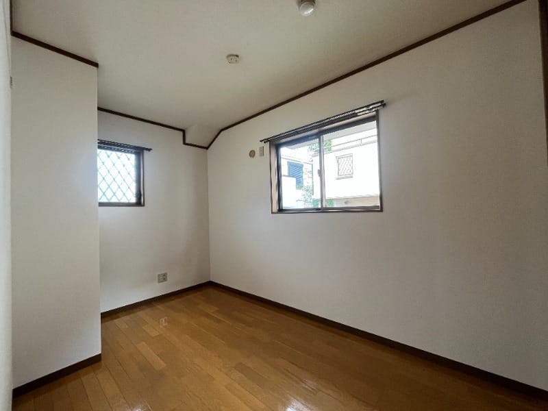 〇1LDK Apt on Top Floor in KishineKoen W03 105